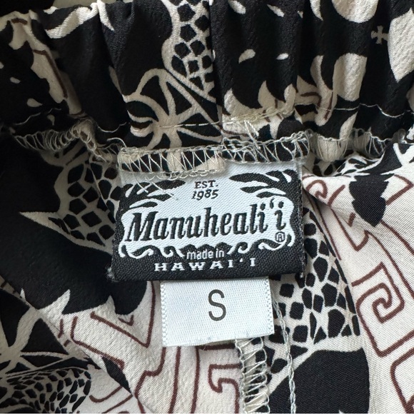 Manuhealii small black onipa’a plaza pants - Picture 3 of 3